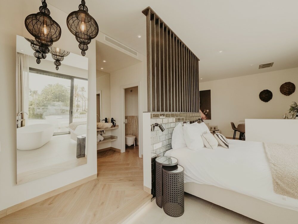 Фото Comfy Studios