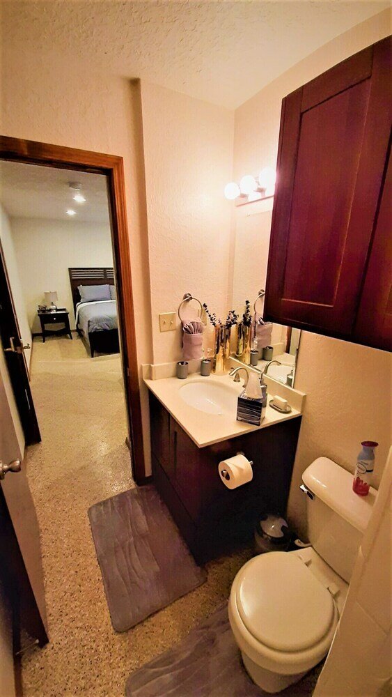 Фото Garage Studio near Oushc Hospital