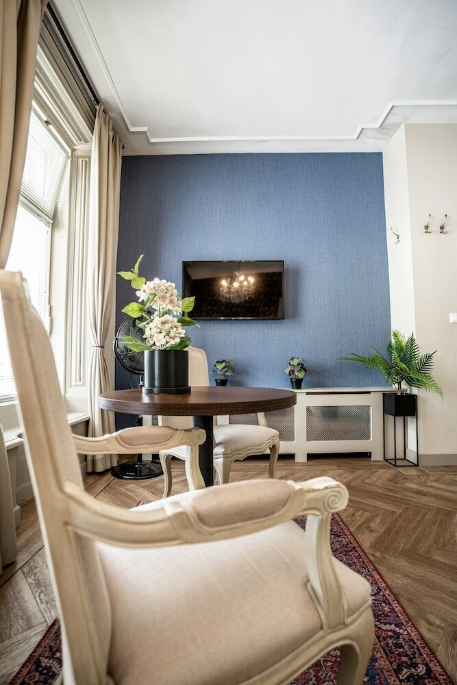 Фото The Aquarium