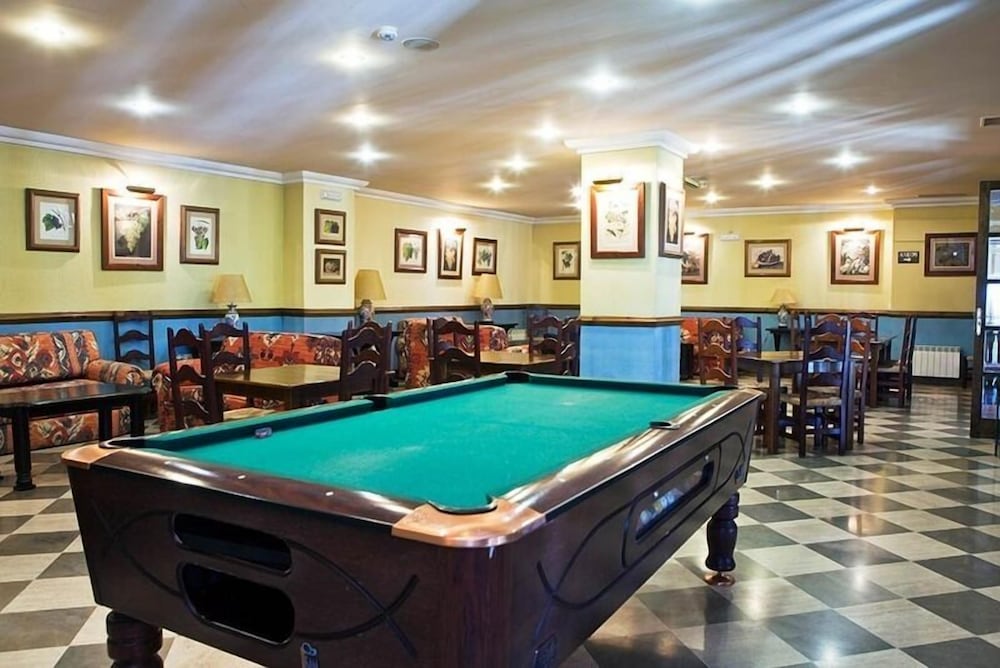 Фото Aparthotel Trevenque