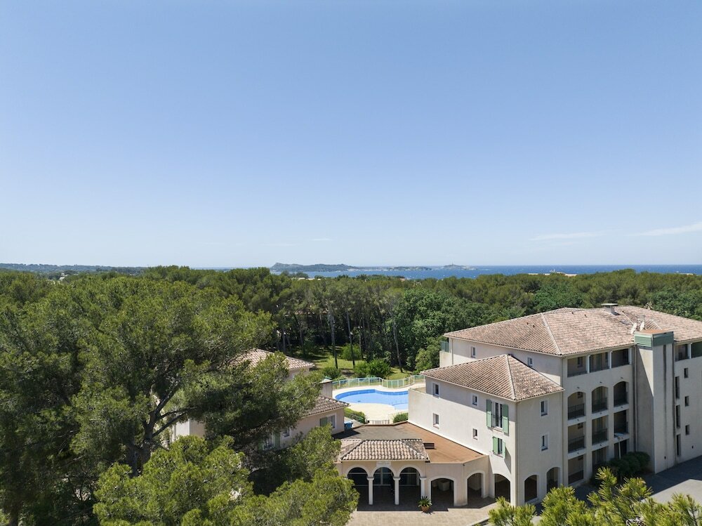 Фото Garden & City Six-Fours-les-Plages