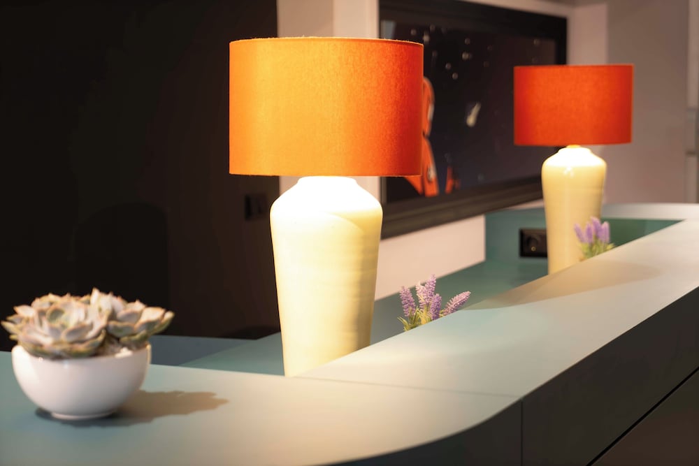 Фото Introvert Maria Luisa