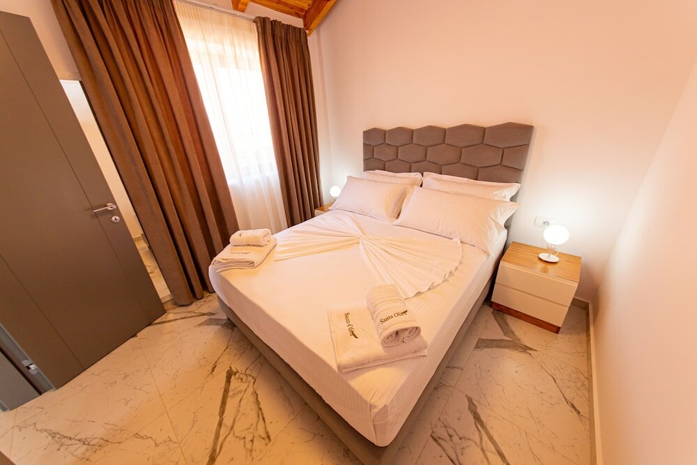 Фото Santa Oliva Suites