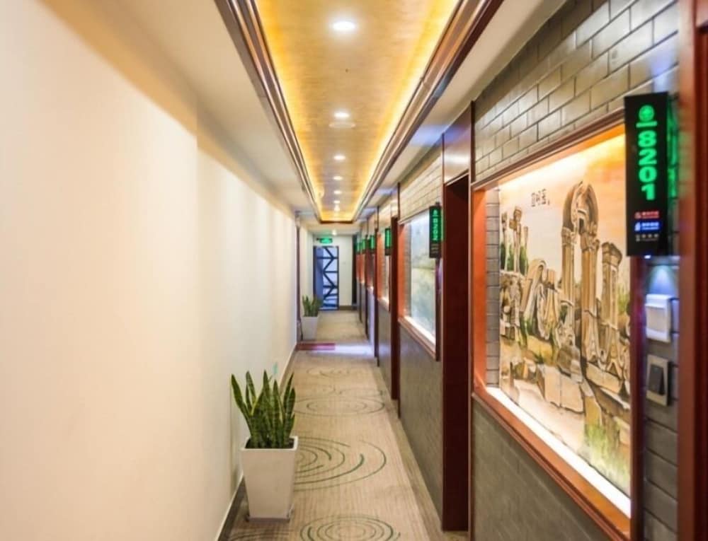 Фото Greentree Inn Beijing Houhai Express Hotel
