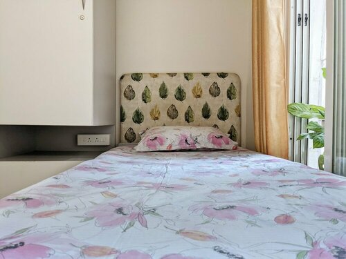 Гостиница Urban Nomads - Hostel в Пуне