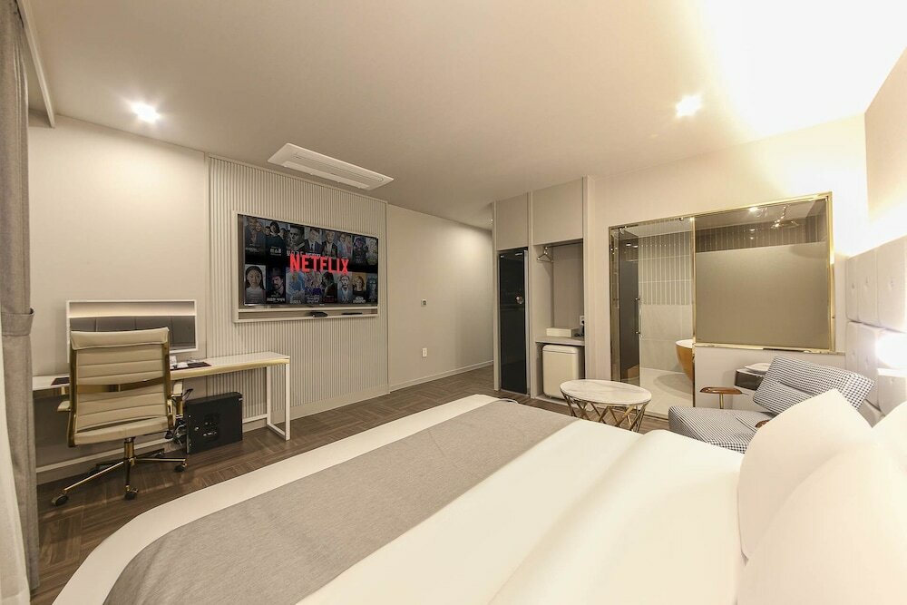 Фото Denbasta Premium Hotel Bumil