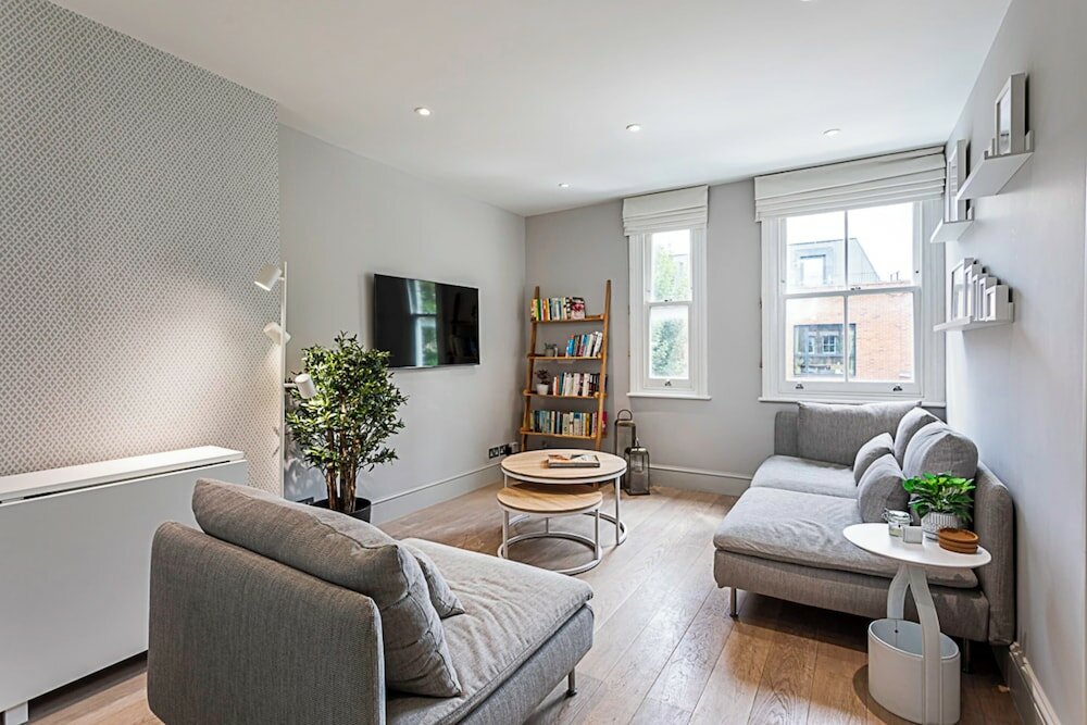 Фото Fulham Serenity: Your Charming 2-bed Retreat