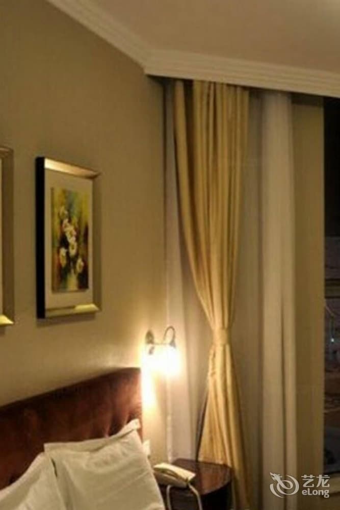 Фото Atour Light Hotel Hongqiao Beixinjing Metro Station Shanghai