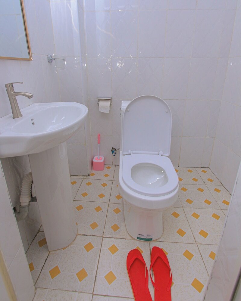 Фото Mbale Emperor's Motel