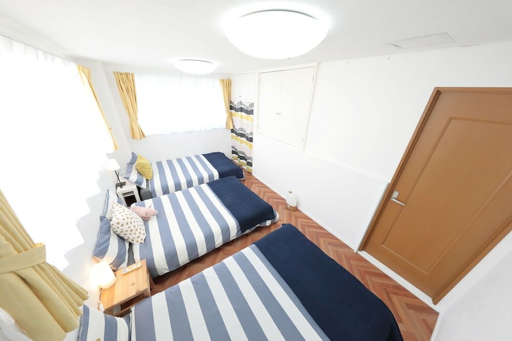 Фото Vivid Zebra House - 197-1