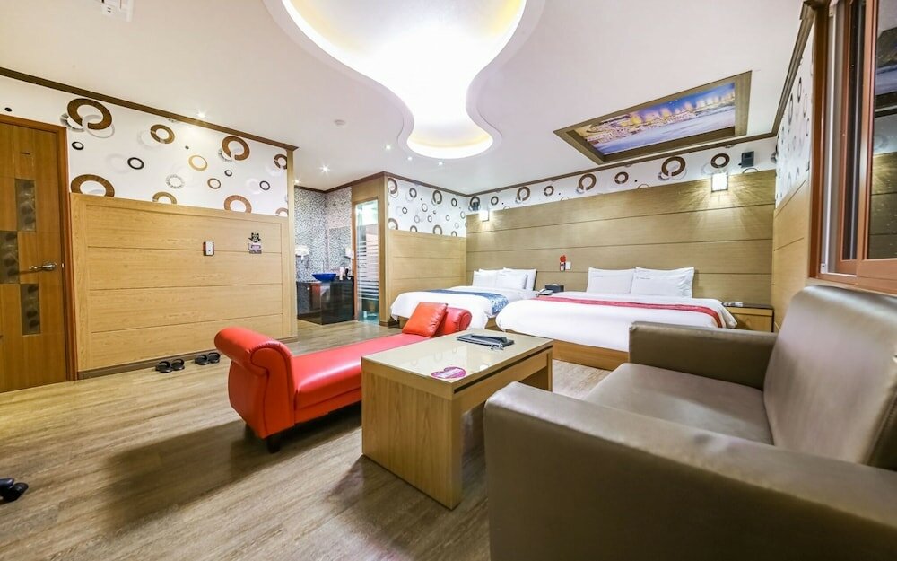 Фото Yeosu Apple Hotel