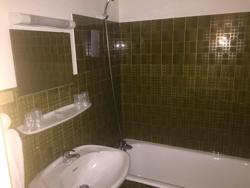 Фото Hotel Le Boischaut - Citotel Chateauroux