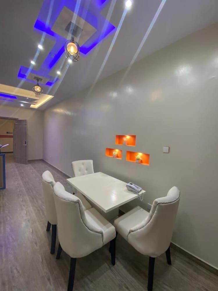 Фото God's Touch Apartment