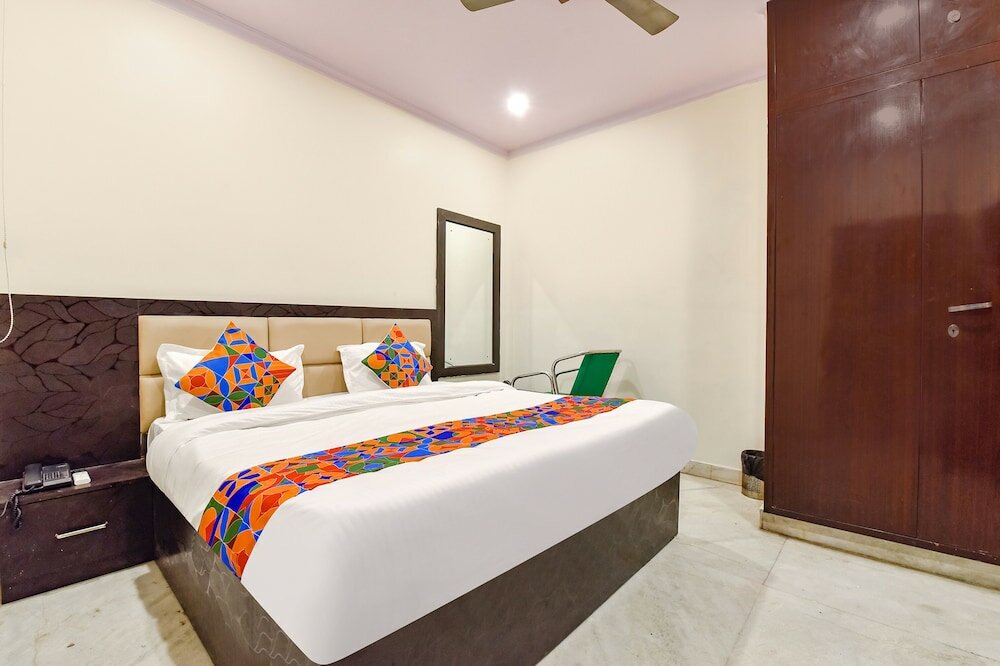 Фото Fabhotel Golden Leaf II