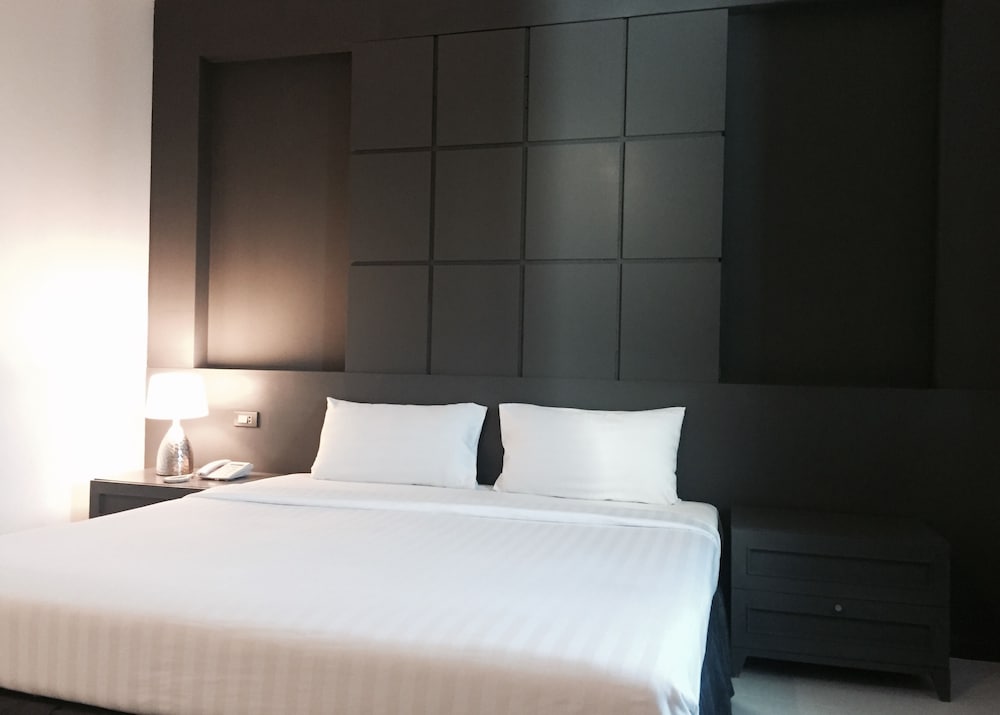 Фото Hatyai Holiday Hotel