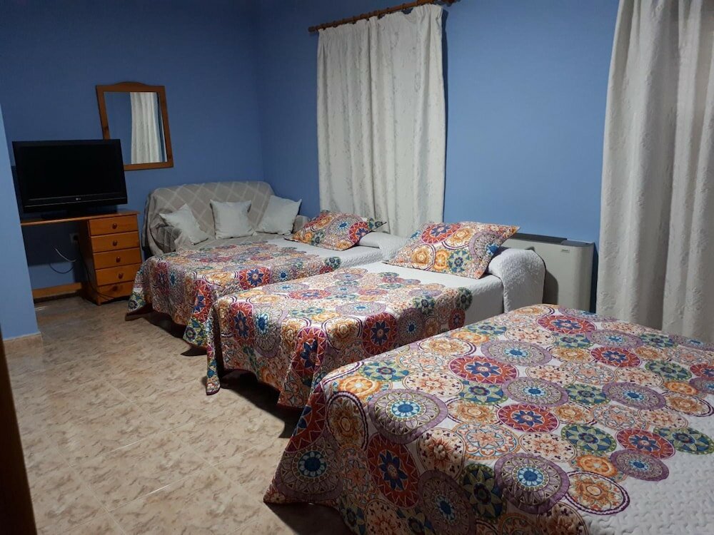 Фото Hostal Julio