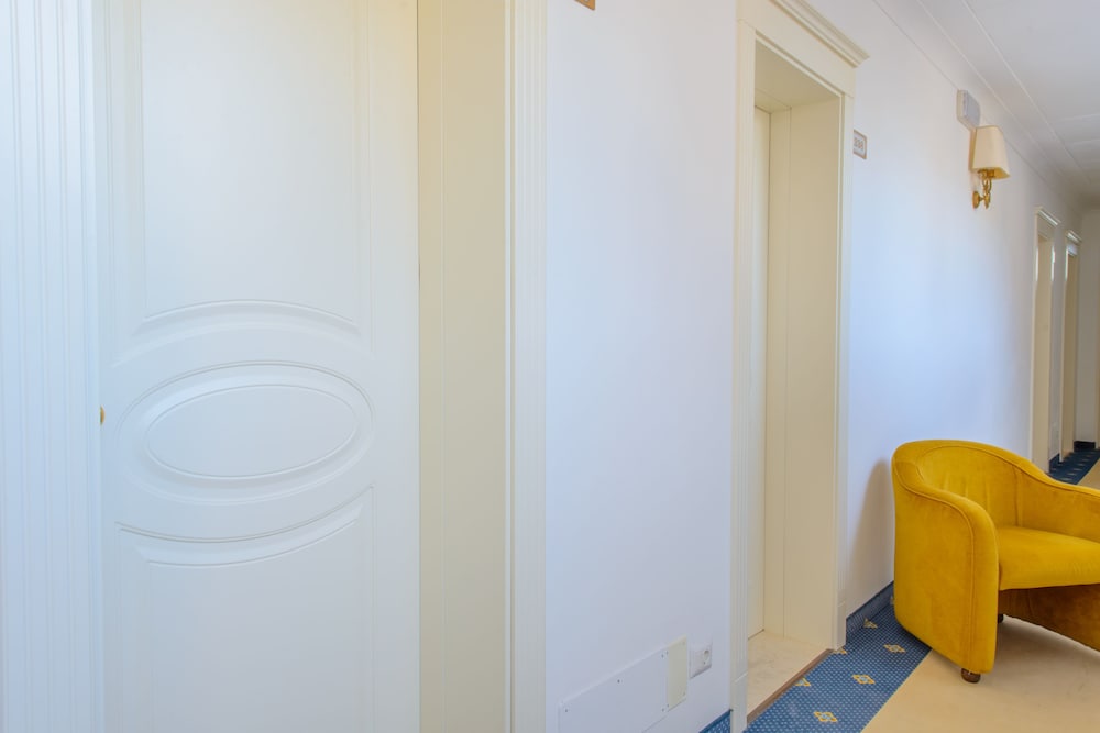 Фото Palace Hotel Domus Mea