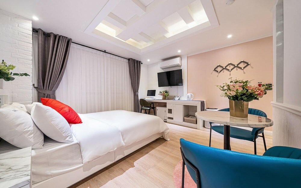 Фото Seocho Toad Hotel