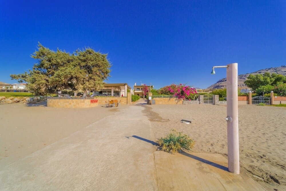 Фото Amaryllis Beach House