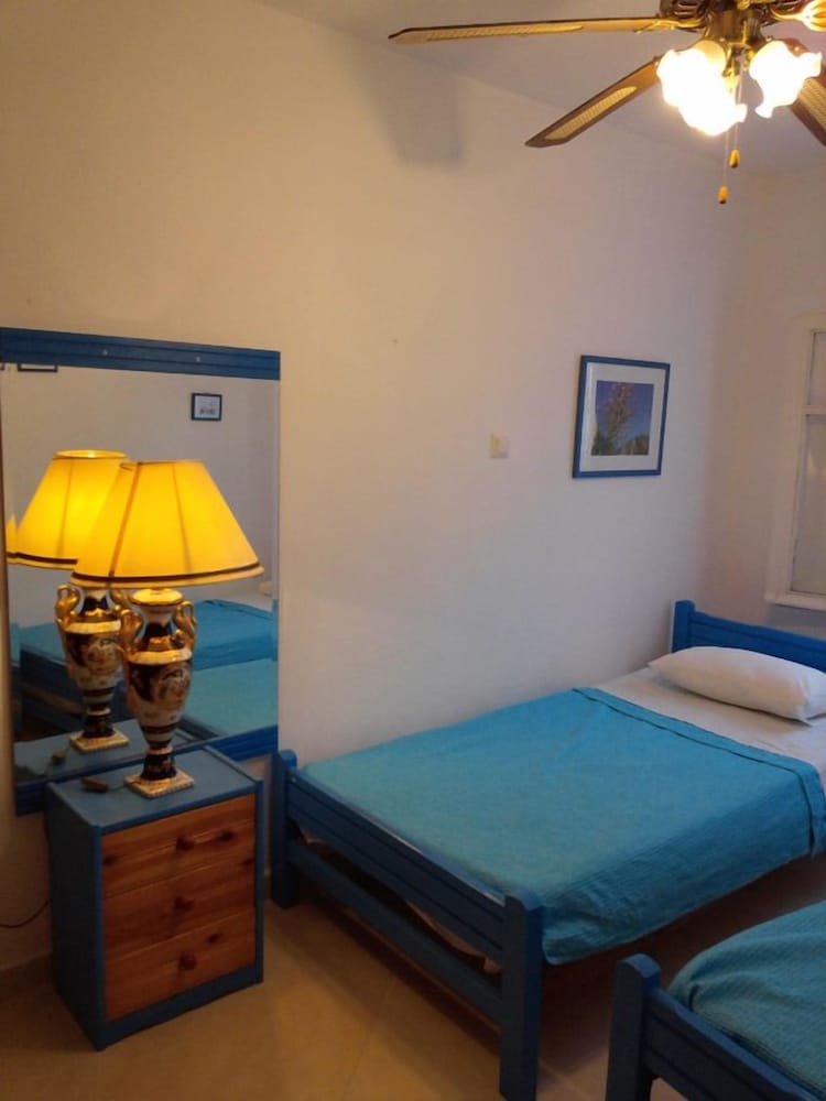 Фото Bouganville Apartments