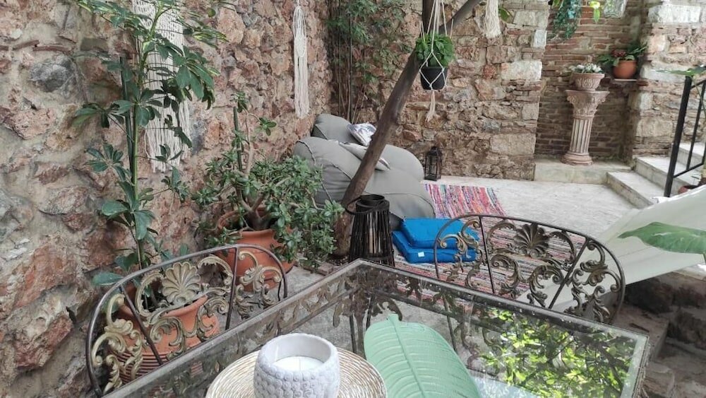 Фото Lamda Vintage Apartment