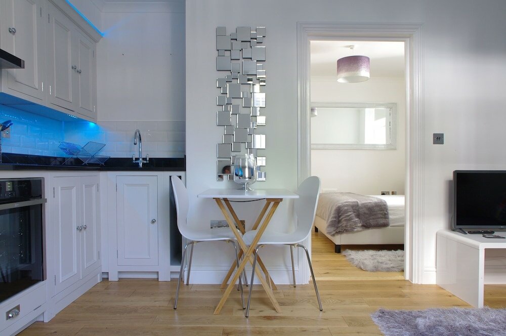 Фото The London Agent Chelsea Peaceful