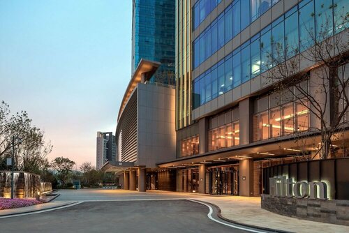 Внешний вид отеля Hilton Jinan South Hotel & Residences в Цзинани, фото 1