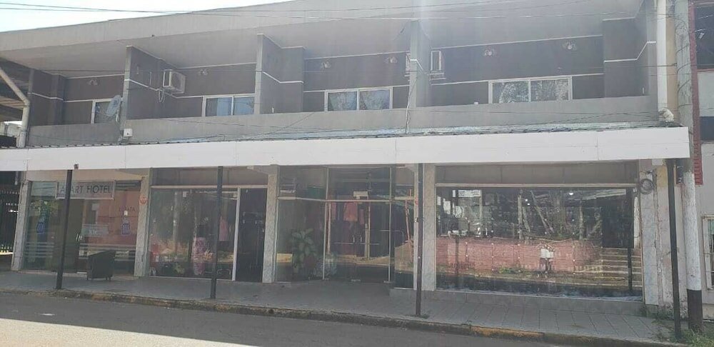 Фото отеля 2