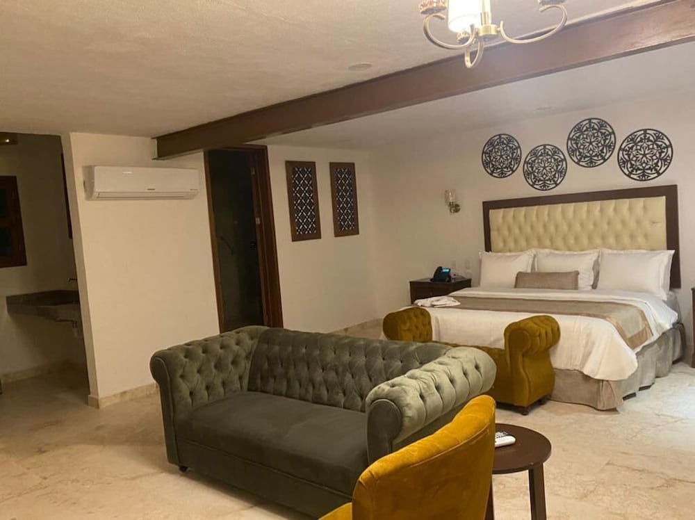 Фото Real Hispano