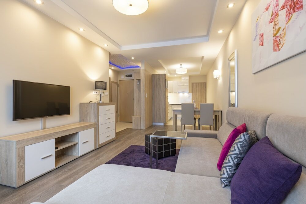 Фото Silver Crown Hotel & Residence