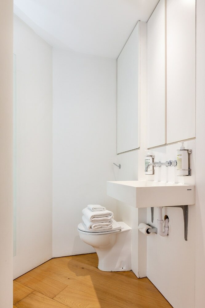 Фото Oxford Circus Apartments