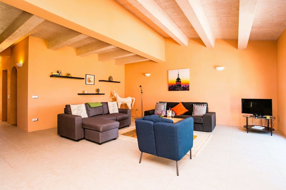 Фото Luxury resort in the Tuscan countryside