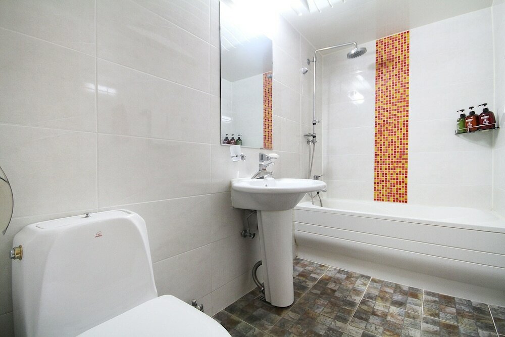 Фото Yeosu One Self Check-in Motel