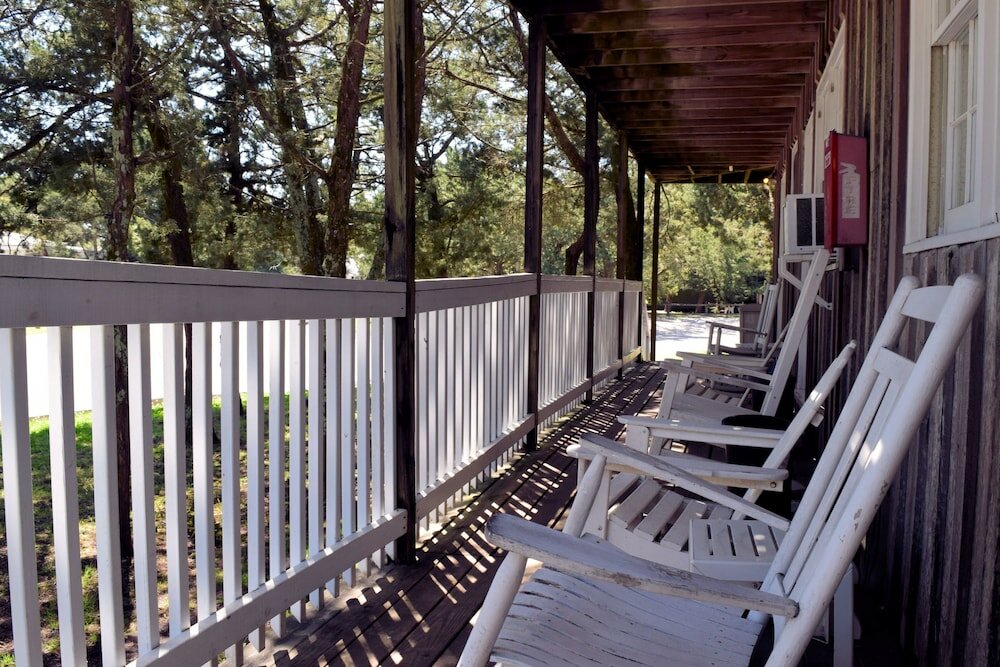 Фото Blackbeard's Lodge