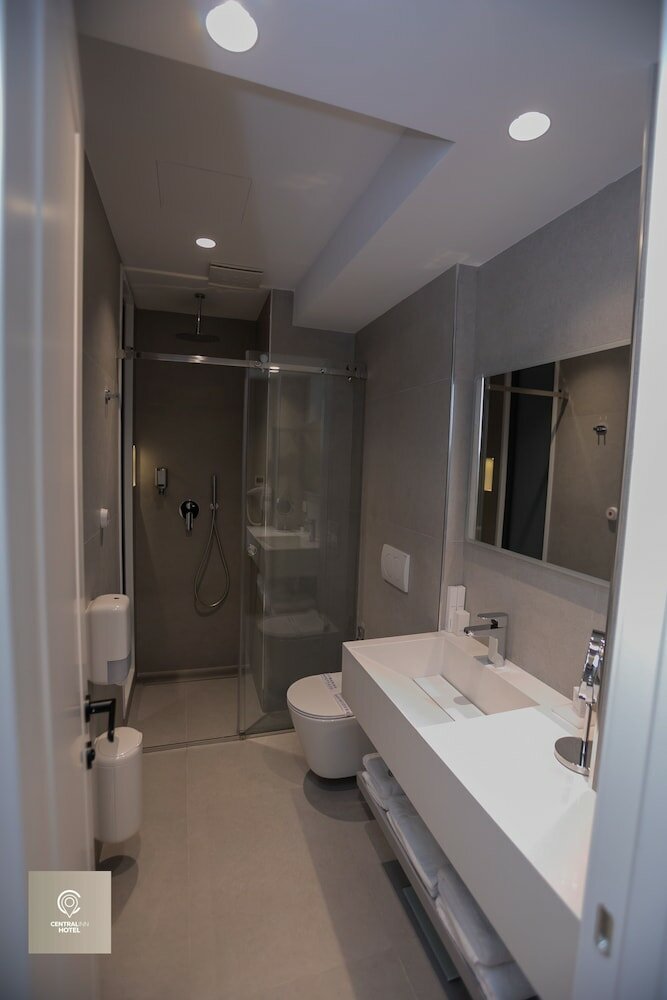 Фото CentralInn Hotel Tirana