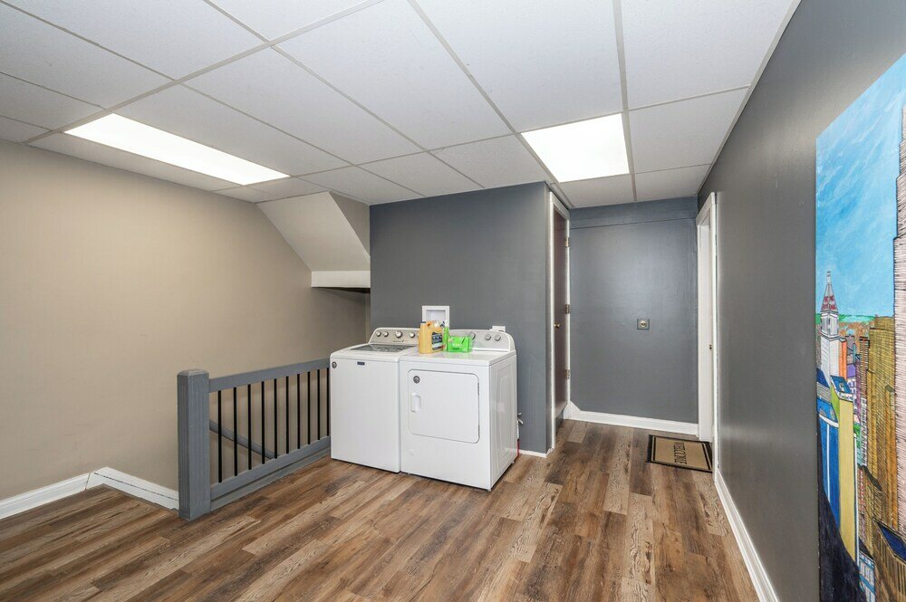 Фото Monmouth Loft 4