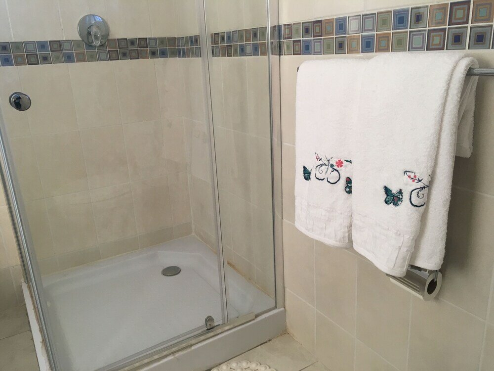 Фото Beautiful Gates Guest House