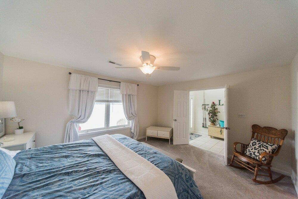 Фото Lake-front Luxury 5bdrm on Kentucky Lake - Jz Vacation Rentals