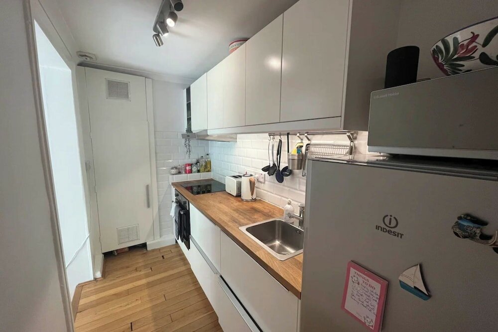 Фото Beautiful 1bd Flat With Garden - Kentish Town