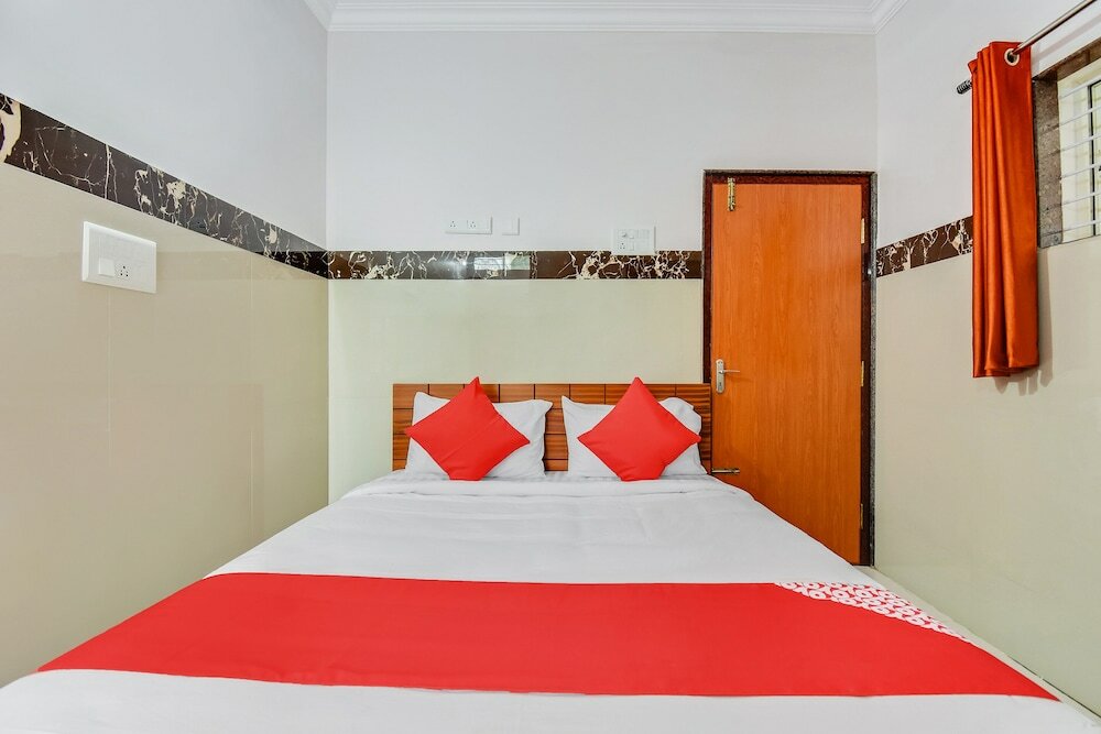 Фото Oyo 43308 Sri Sai Guru Comforts