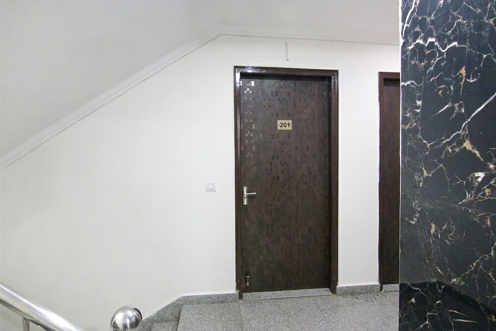 Фото Fabhotel Airport Avalon