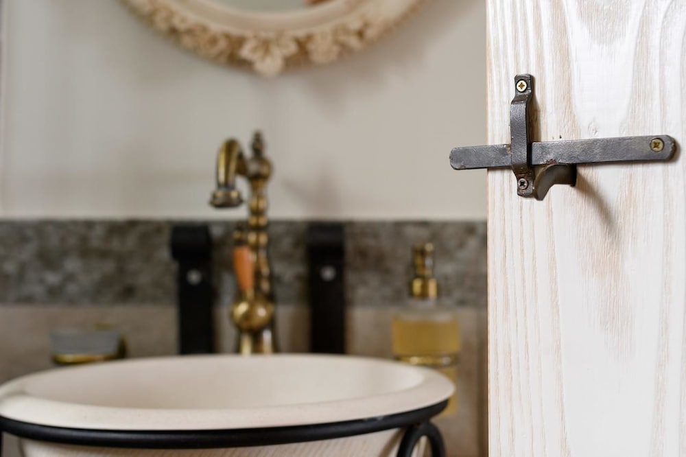 Фото Irene Kimolos Villas