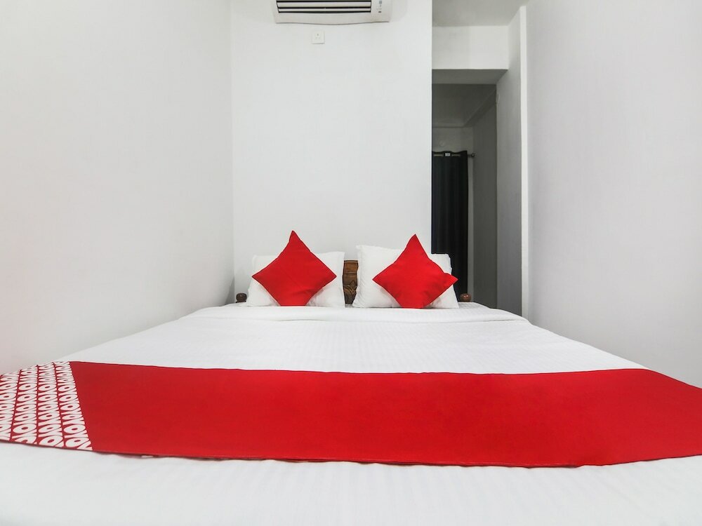 Фото Oyo Flagship 15828 Neexotica