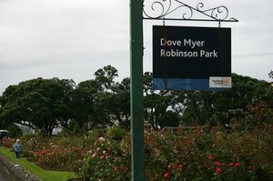 Гостиница Parnell Pines