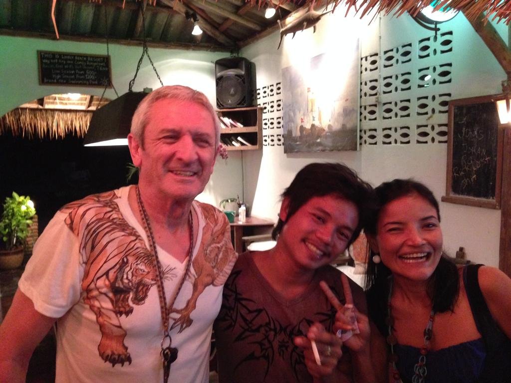 Фото Lonely Beach Pool Resort