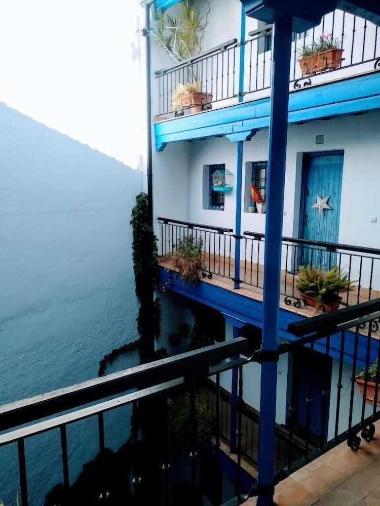 Фото Wish-Suite Juderia de Sevilla Apartment