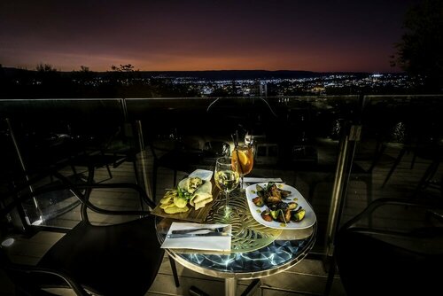 Гостиница Pinares Panorama Suites & SPA в Вилья Карлос Пас