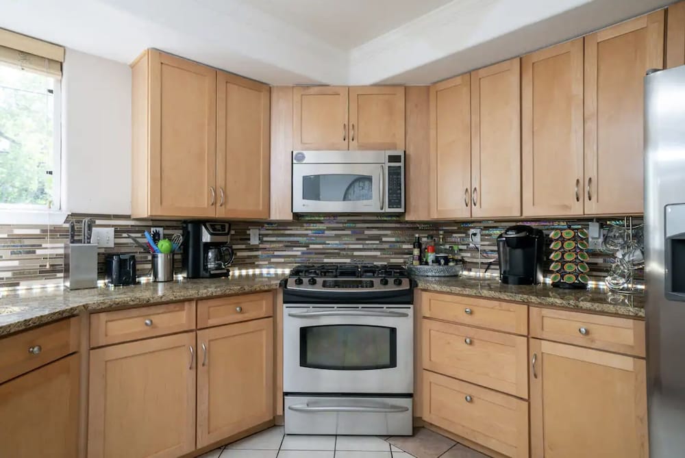 Фото 3204 Curtis Street