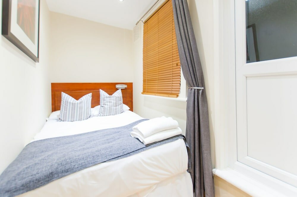 Фото Pml Apartments Gloucester Place