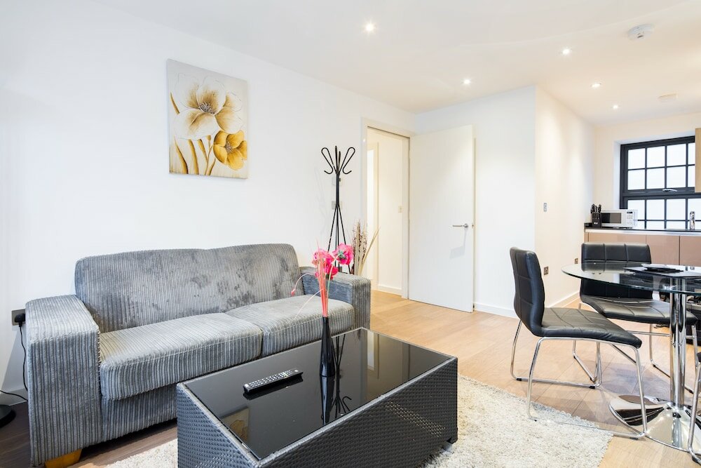 Фото Omega Place by Servprop